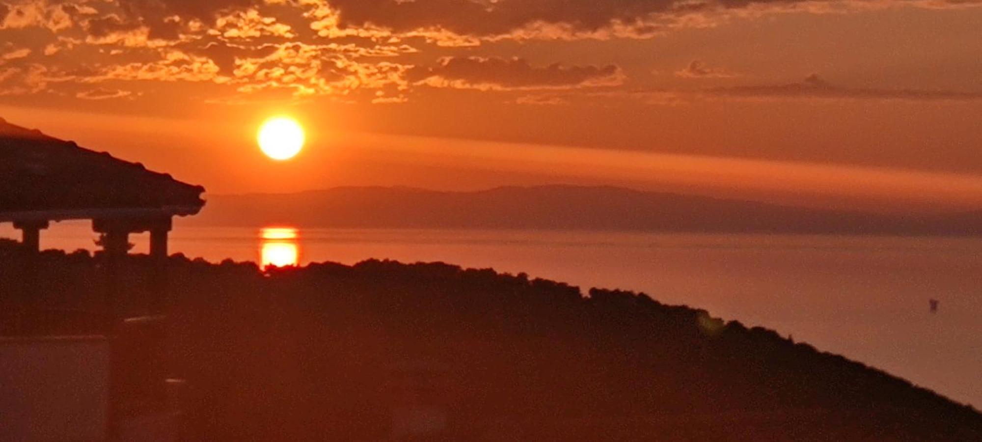 スカラ・ソティロス Sotiros Sunset Houseヴィラ エクステリア 写真